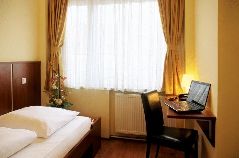Atlas City Hotel München Rom bilde